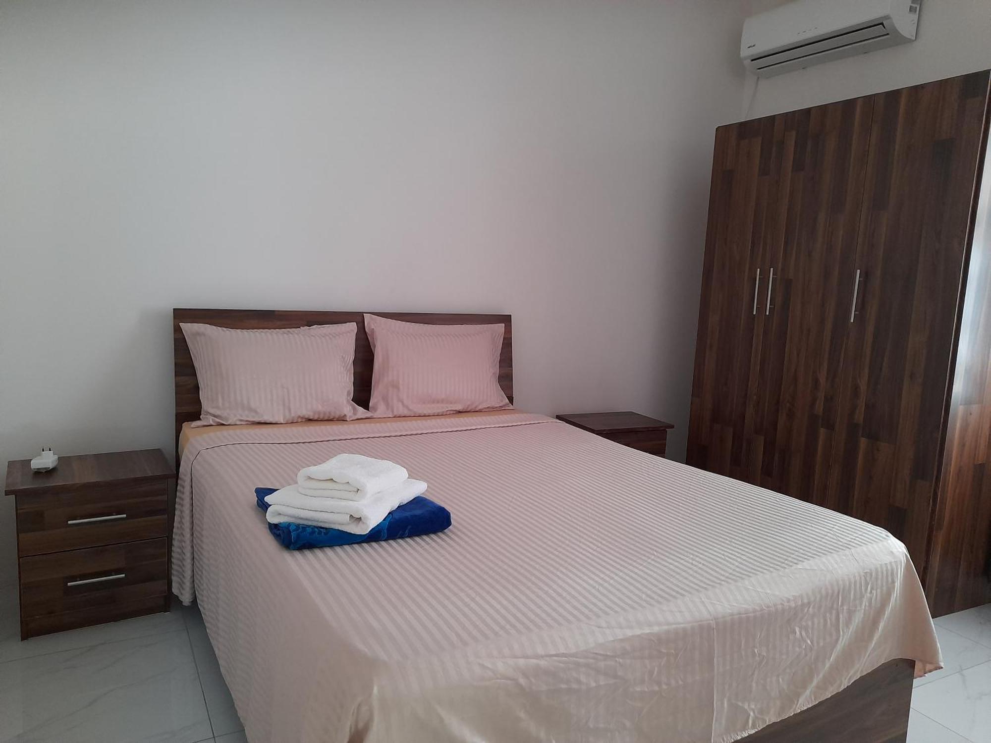 R & L Seaside Appartment Flic en Flac Екстер'єр фото